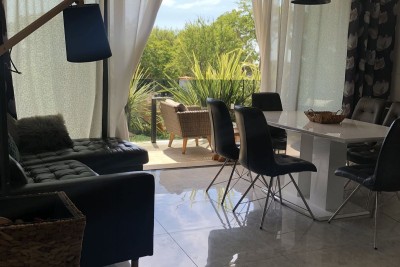 Blizina Pule! 50 metara od plaže!