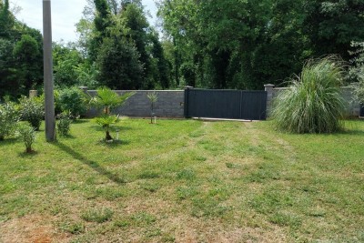 GRAĐEVINSKO ZEMLJIŠTE 518 m², KRŠETE