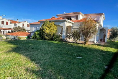 Umag! House with a large yard and terrace.