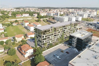 Pula! Mehrfamilienhaus, moderne Gebäude mit Aufzug, nahe dem Zentrum.