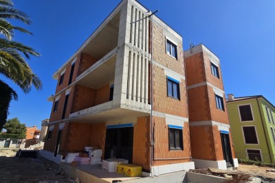 Vendita di un appartamento con piscina in un nuovo edificio residenziale, Premantura!  Community Verified icon