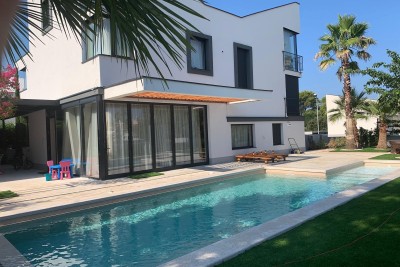Sale - Beautiful, Modern Villa with Pool - Smart Home, Fažana! Sea View!