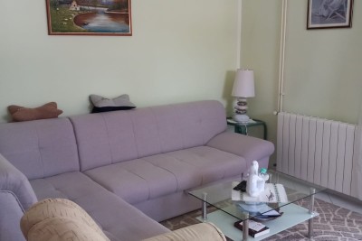 For sale: Family house in Pula with a separate apartment.
