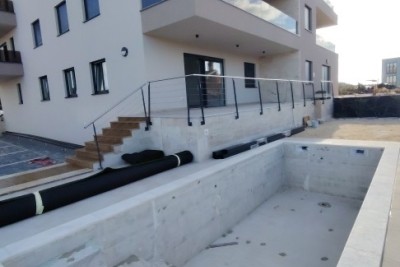 Banjole! Trilocale con piscina