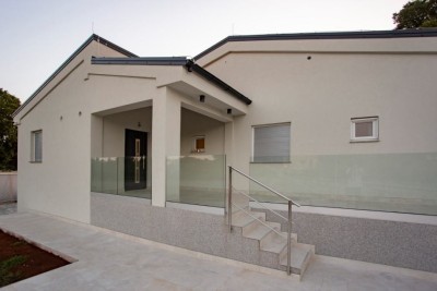 Kanfanar – Modern Ground Floor Apartment with Pool in a Peaceful Environment