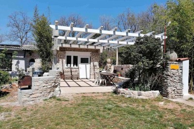 House for sale, 95 m2, 1800 m from the sea, Umag