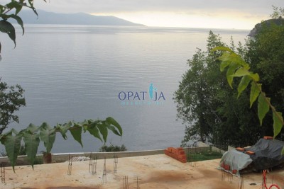 Lands Medveja, Lovran, 1.800m2