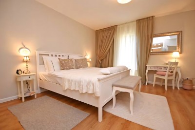 POREČ – ŠPADIĆI, STAN 74,29 m²,  2 MINUTE OD PLAŽE