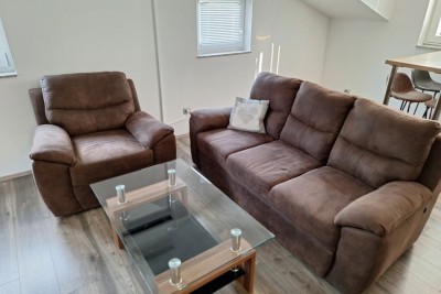 TAR – VABRIGA, WOHNUNG IM DACHGESCHOSS, 84 m2