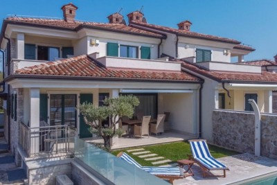 UMAG – Luxuriöse Villa mit beheiztem Pool, nur 120 m vom Meer entfernt