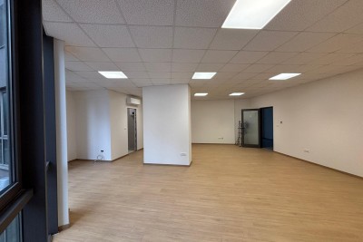 Nuovo spazio commerciale ristrutturato nel centro di Pola!