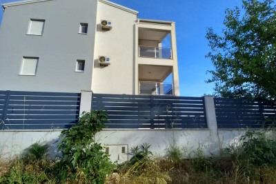 Sale of a furnished apartment with a parking space in an excellent location, Fažana!