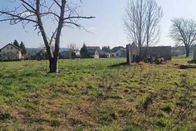 Ogulin - Građevinsko zemljište površine 1783 m²