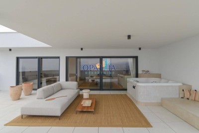 Wohnung Plahuti, Opatija, 230,47m2