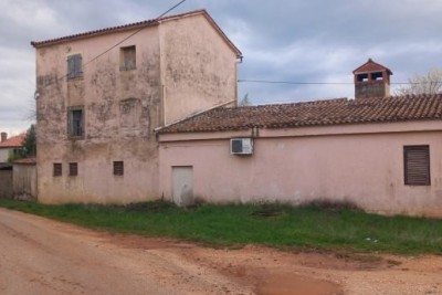 Prodaje se građevinsko zemljište, 1730 m²