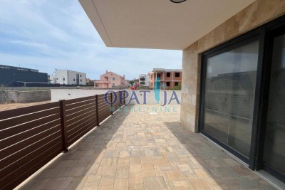 Privlaka - ekskluzivni S-001 apartma 150m od plaže