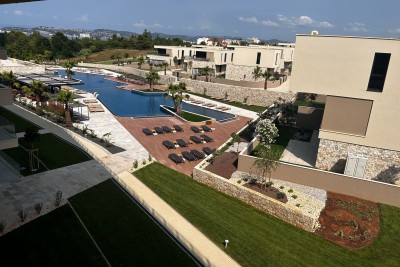 Umag, a resort of luxury and beauty! Apartments for sale in a resort with a 105m rooftop infinity pool