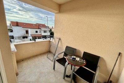 Dreizimmerwohnung zu verkaufen, 82m2, in der Nähe von Poreč