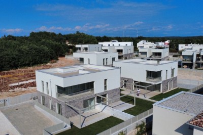 Apartment for sale in a new building, 5 minutes from the beach, Umag!
