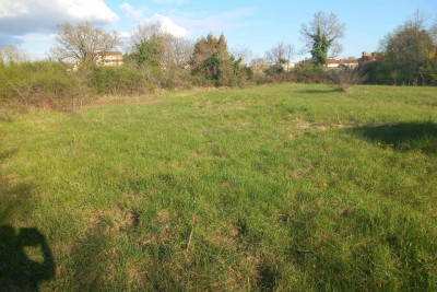 Prodamo gradbeno zemljišče, 351 m2, z pravnomočnim gradbenim dovoljenjem