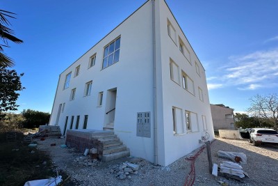 Prodaja stana, Poreč. Kompletno namješten