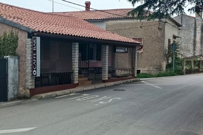 Coffee bar pizzeria in Marcana for sale