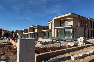 Modern villas for sale in a wonderful residential area, Umag V3