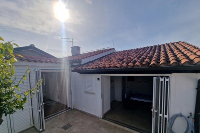 House in Barbariga, close to the sea