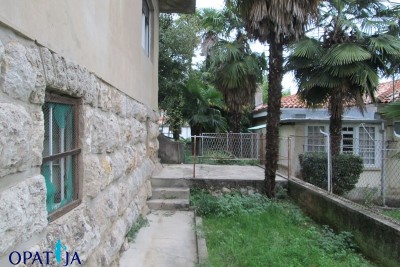 The house close to the center of Opatija
