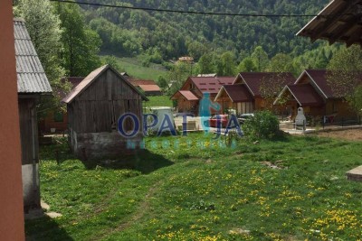 Lands Jasenak, Ogulin, 273m2