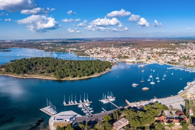 Građevinsko zemljište 1.058 m², 500 m od mora, Medulin