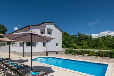Doppelhaushälfte mit Pool – Umgebung Poreč