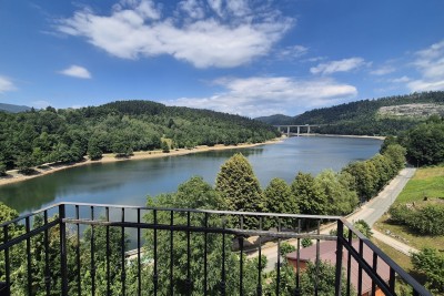 Gorski Kotar, Fužine – 97 m² Apartment with Panoramic Lake View