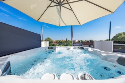 Prodaja stana sa jacuzzijem i saunom, Poreč, Nova Vas!