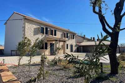 Ristrutturata casa istriana con piscina e giardino – posizione tranquilla, comune di Barban