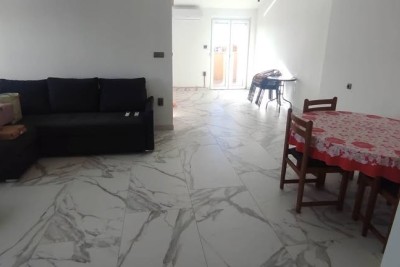 Prodaje se 3-sobni stan na odličnoj lokaciji, Vodnjan