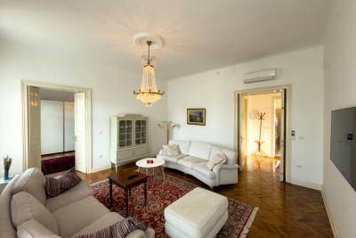 Ristrutturato appartamento nel centro di Pola!