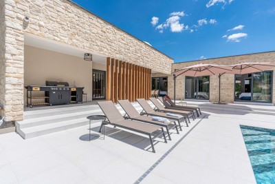 Moderne Luxusvilla mit Pool zu verkaufen, Svetvinčenat.