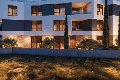 Ugodan stan v Puli, 3000 m od centra in morja – idealen za družino ali naložbo!