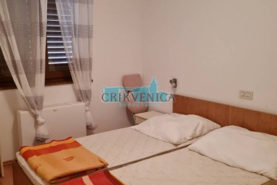 APARTMANSKA KUĆA CRES