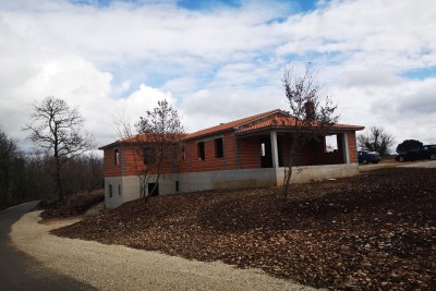 House Tinjan, 221m2