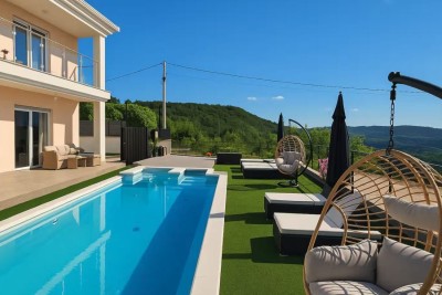 Grimalda, Luxuriöse Villa mit Pool und Wellnessbereich