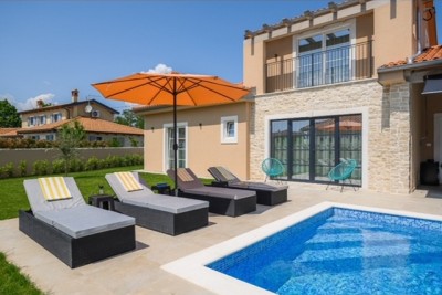 Luxury, fully furnished Istrian villa with a studio apartment, pool, and sea view, Kanfanar!