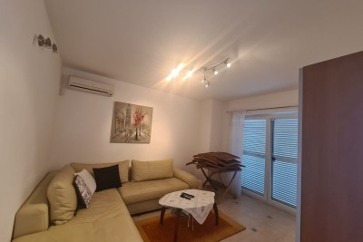 In vendita affascinante appartamento di 60 m², Duga Uvala, vista mare