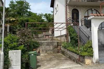 Prodaje se stan površine 130 m2, Buzet.