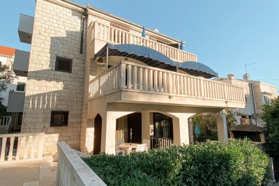 Lepa vila za prodajo na eni izmed najboljših lokacij v Supetru, otok Brač!