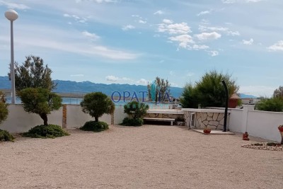 Schönes Haus mit 2 Wohnungen - erste Reihe zum Meer