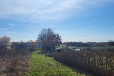 Attractive building plot near Poreč