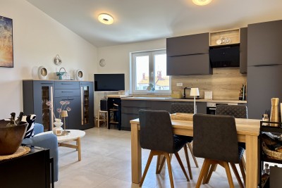 PEROJ – Modern Sea‑View Apartment — just 800 m to the beach