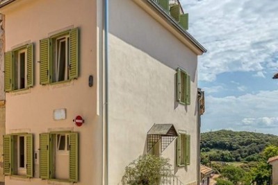 A beautiful apartment house with three separate apartments in the center, Vrsar!